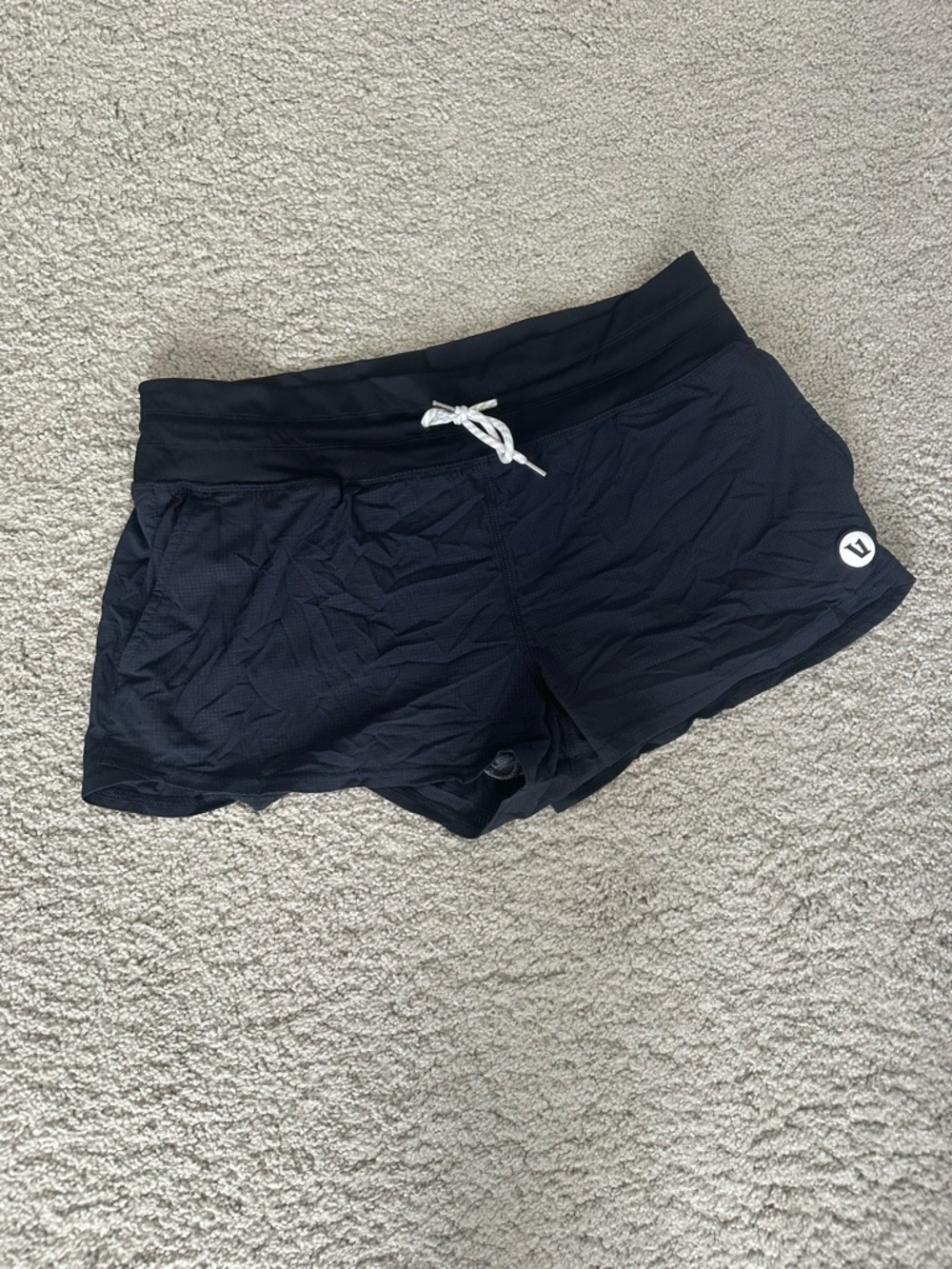 Vuori Large Clementine Shorts in Black